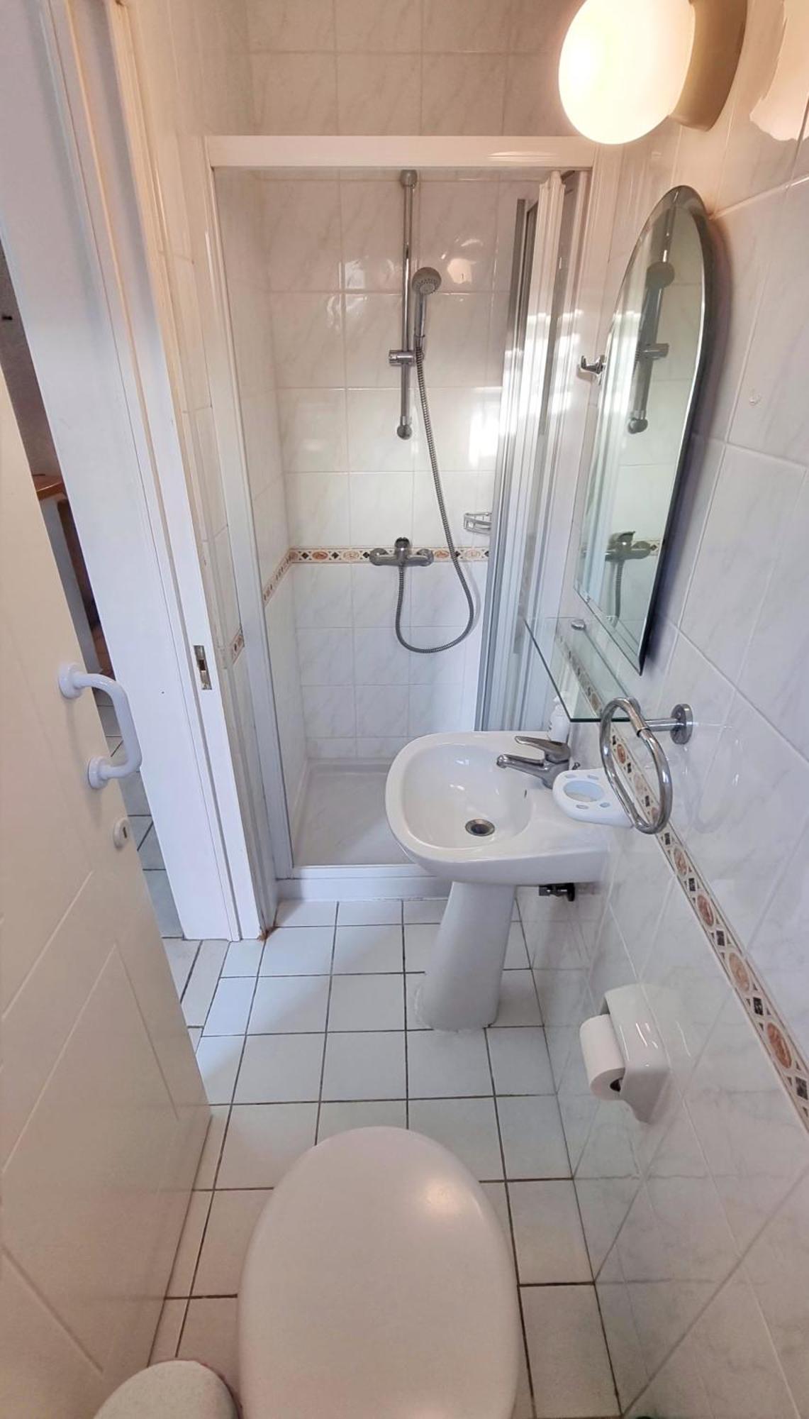 Dom wakacyjny Css Cheerful Smart Superior 2bd Townhouse Limnaria Gardens *